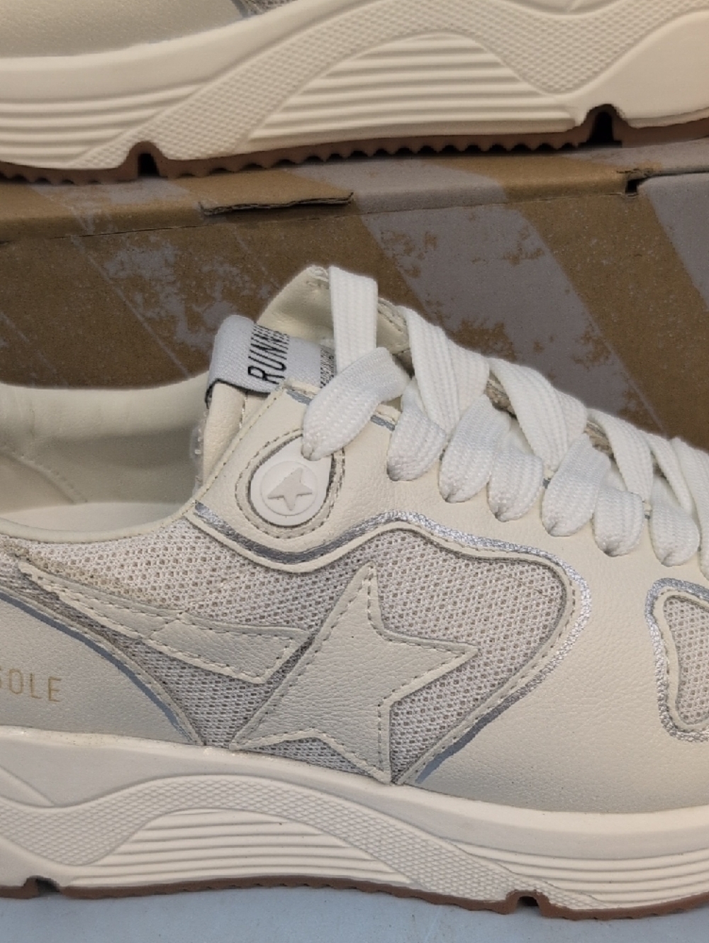Golden Goose Superstar Platform Men's Running Sneakers Size 35 Optic White - Picture 3 of 12